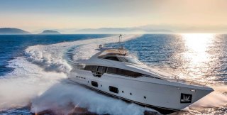 Ferretti yacht in high speed with vector fins stabilizer system from sleipner